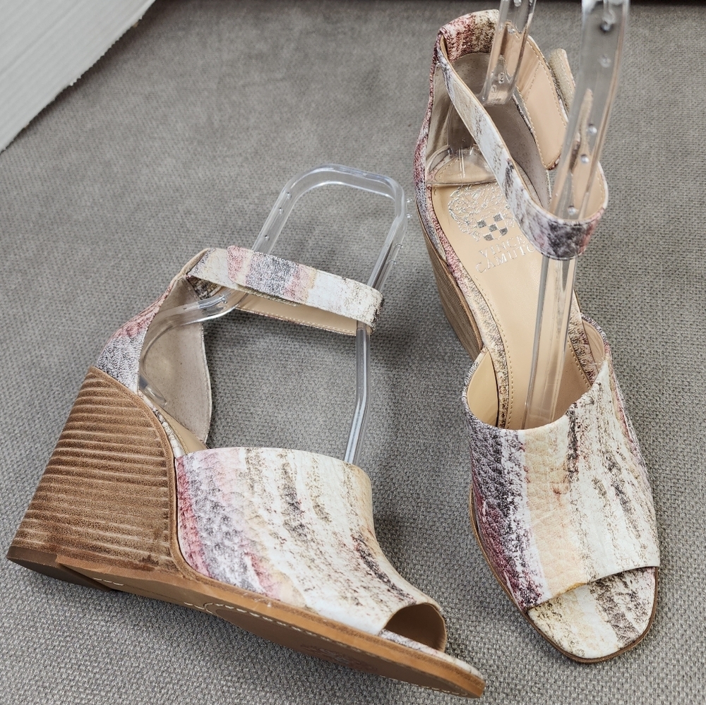 Vince Camuto Deedriana Leather Snake Print Wedge Ankle Strap Sandals Size 10M